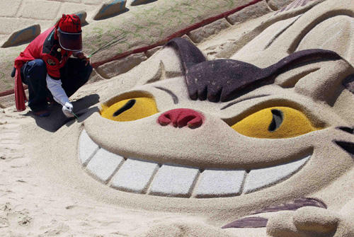 Sand sculptures in Busan ahead of Festival