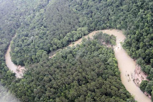 At least 20 dead, many missing in Arkansas flood