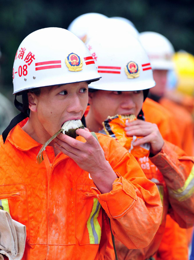 Day-by-day Photos: China flood