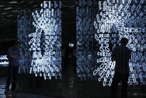 'Morse Alphabet' exhibition at Vienna museum