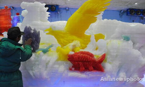 Ice sculpture festival to cool down hot summer