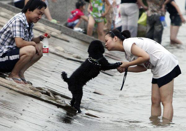 Heat wave sweeps China