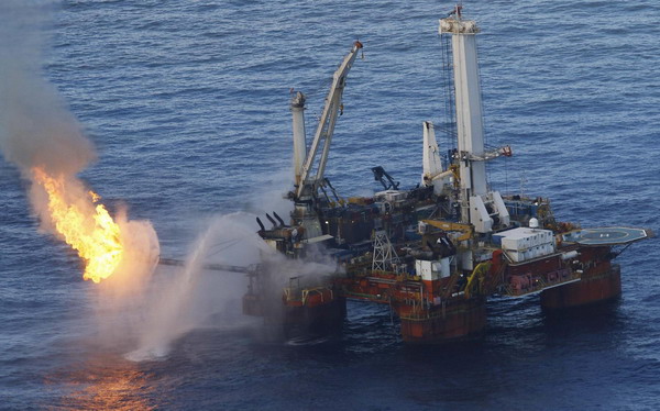 Fire and smoke seen from Q4000 oil vessel