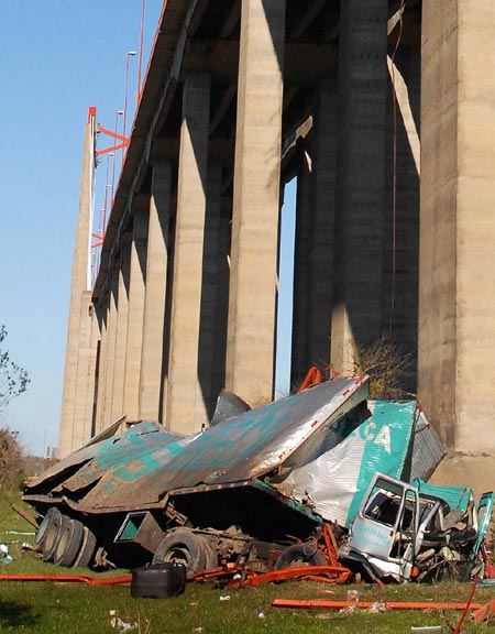 Bus crashes from 35m-high expressway in Argentina