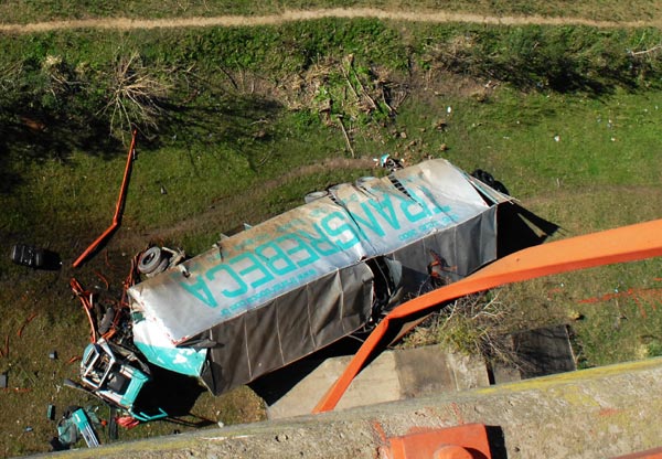 Bus crashes from 35m-high expressway in Argentina