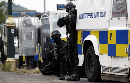 Belfast police, Catholic rioters clash over parade
