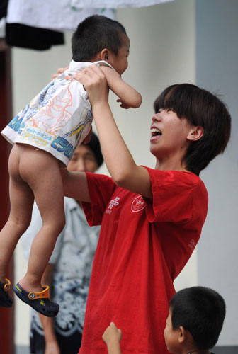 Volunteer teaching in poor regions