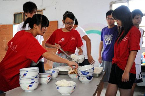 Volunteer teaching in poor regions