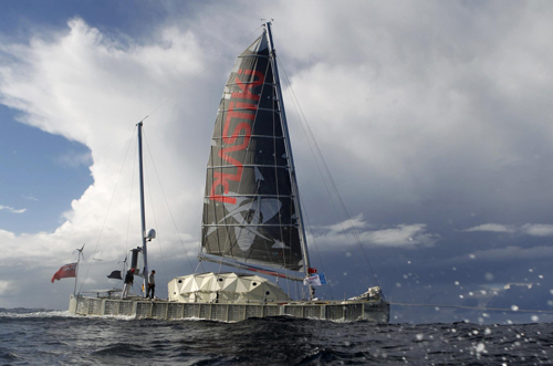 Plastic bottle boat arrives in Sydney
