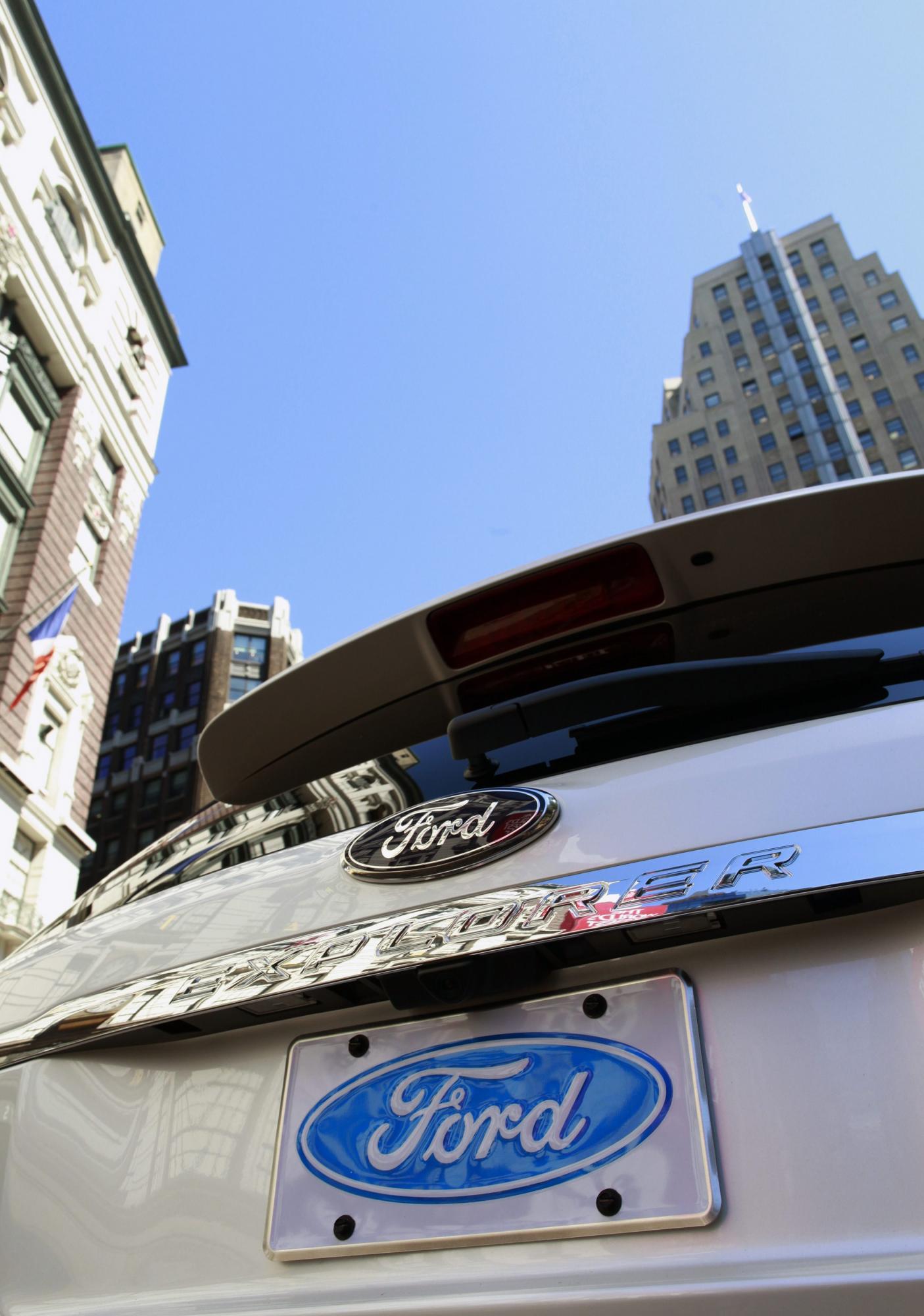 2011 Ford Explorer unveiled