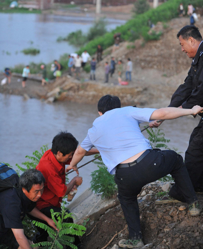 NE China suffers from floods