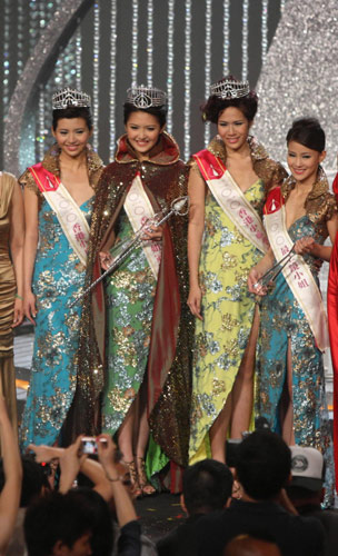 Beauties crowned 2010 Miss Hong Kong