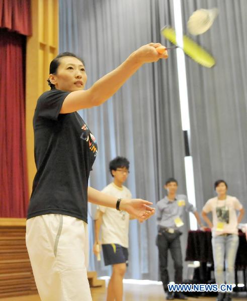 Former Olympic medalists visit Hong Kong