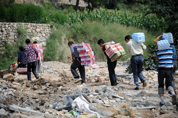 Mudslide survivors receive timely relief materials