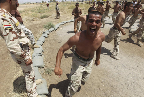 Iraqi army trains Peshmerga cadets in Kirkuk