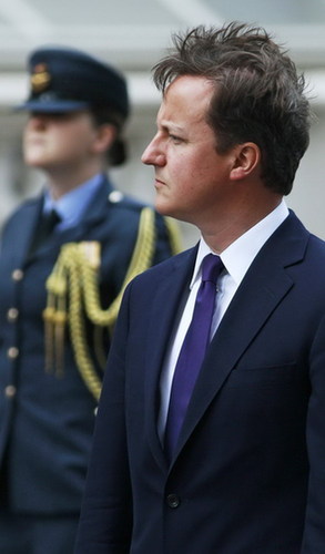 London commemorates the 65th anniversary of VJ Day