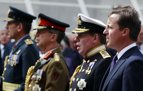London commemorates the 65th anniversary of VJ Day