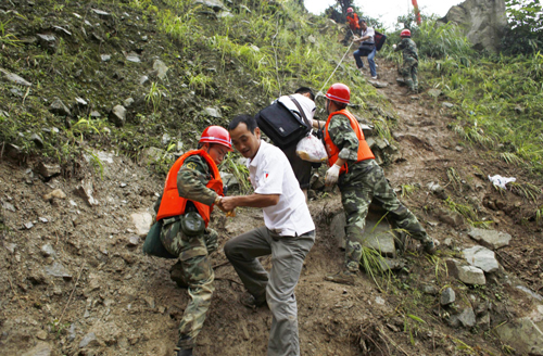 Evacuation continues in mudslide-hit Yingxiu