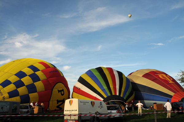 10th annual Hotton air ballon festival kicks off