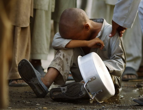 Food shortage threatens life in Pakistan