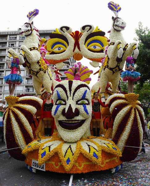 'Battle of Flowers' celebrated in Spain