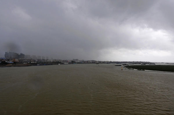 Tropical storm Lionrock makes landfall in Fujian