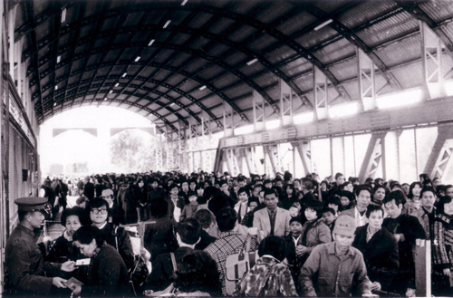 Shenzhen witnesses 30 years of change