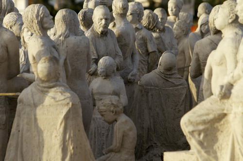 Statues made to sleep in the briny deep