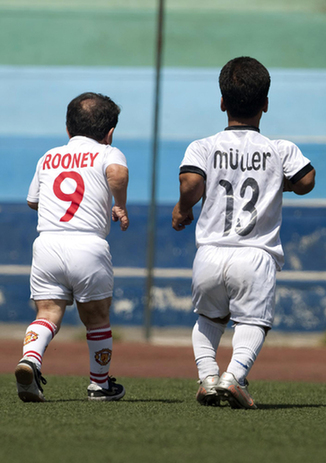 A soccer team of the small ones
