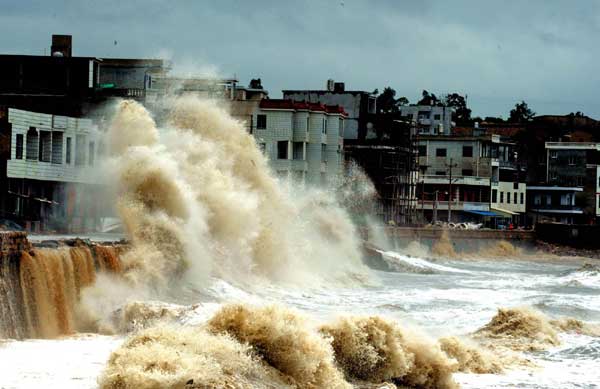 Coastal province braces for tropical storm