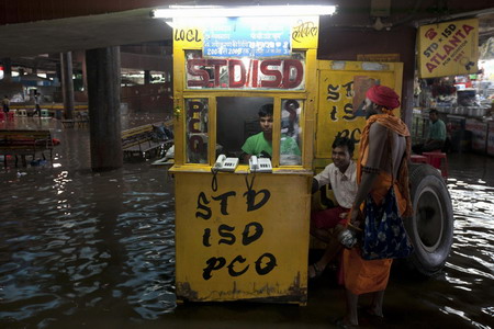 River swells, floods parts of New Delhi