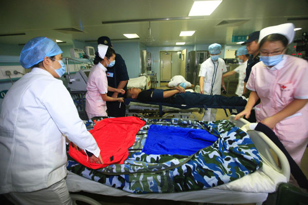 China's hospital ship arrives in Gulf of Aden