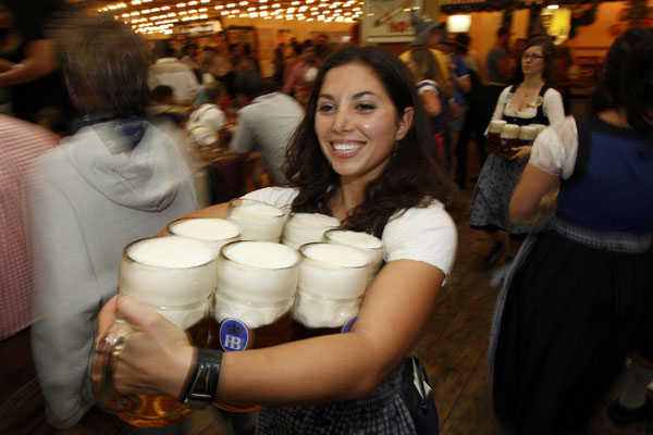 Oktoberfest, beer festival opens in Munich