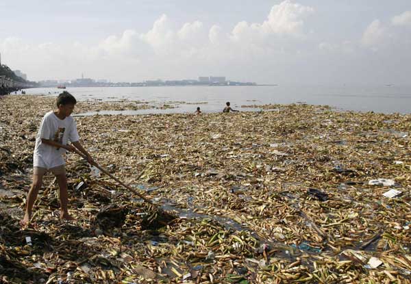 Coastal clean-up drive in Manila Bay