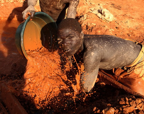 Gold miners' insecure servitude in Zimbabwe