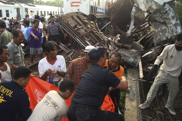 Indonesian train crash kills at least 36