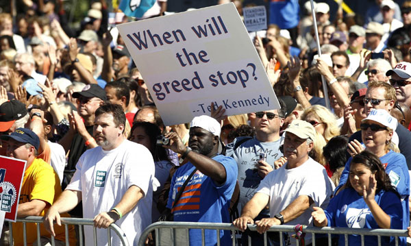 Big crowd gathers for rally in Washington