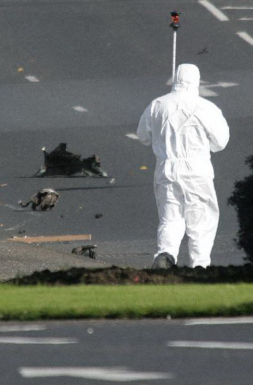 Car bomb explodes in Northern Irish city of Londonderry