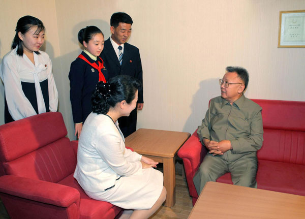 DPRK leader visits newly built State Theatre
