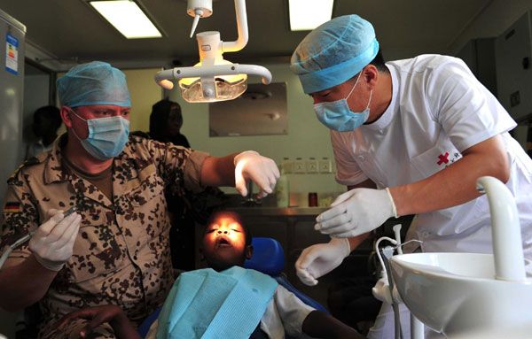 China's <EM>'Peace Ark'</EM> brings free medical care to Kenya