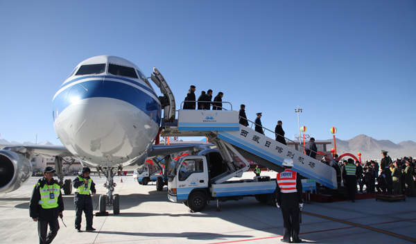 Tibet's fifth civil airport starts operation