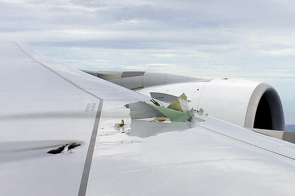 Qantas A380 makes emergency landing in Singapore