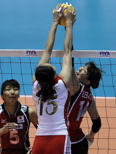 China beats Japan 3-1 in women's volley worlds
