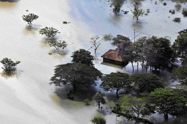 Thousands affected by floods in Colombia