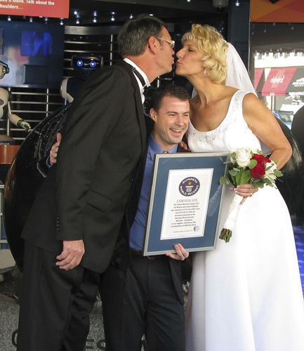 World's tallest married couple