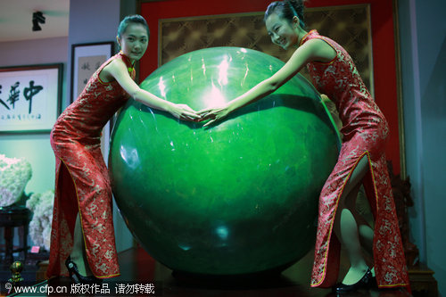 http://www.chinadaily.com.cn/photo/images/attachement/jpg/site1/20101122/0023ae606e660e54253406.jpg