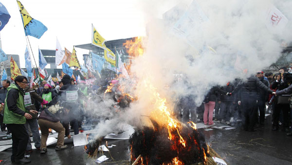 Farmers say no to free trade agreement in Seoul