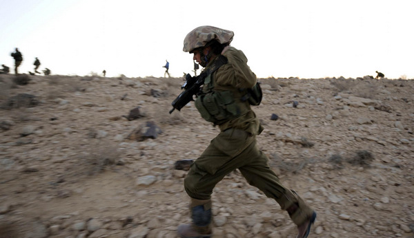 Israeli female soldiers in military drill