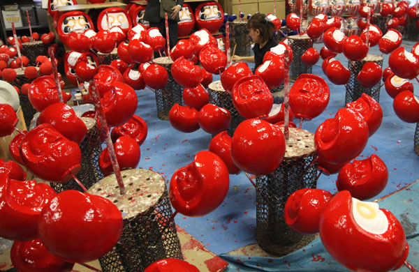 The art of New Year Japanese tumblers