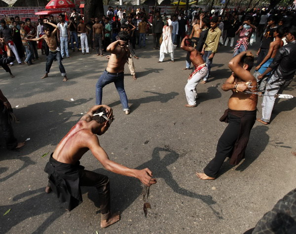 Shi'ites mark Ashura festival
